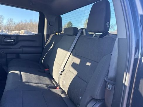 Used 2021 GMC Sierra 1500 4x4 Crew Cab w/ Sierra Value Package image 16