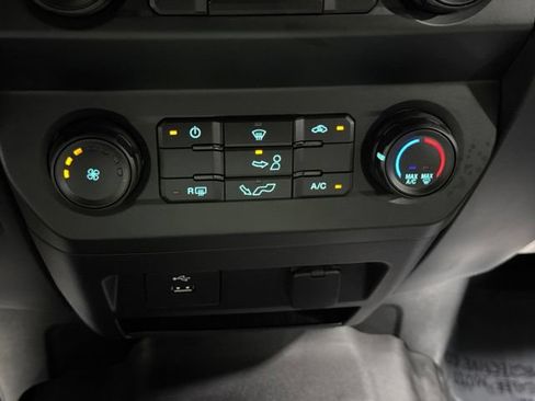 Used 2019 Ford F150 XL w/ Equipment Group 101A Mid AWD/4WD image 18