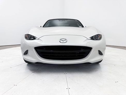 Used 2023 MAZDA MX-5 Miata Grand Touring w/ Weather Package image 13