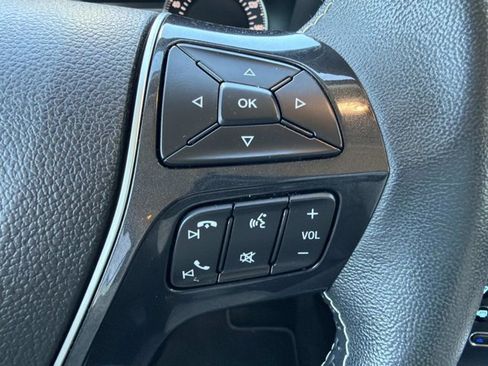 Used 2018 Ford Explorer Platinum image 28