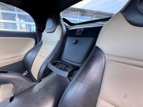 Used 2007 Saturn Sky w/ Premium Trim Pkg image 11