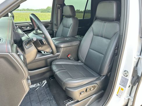 Used 2023 Chevrolet Tahoe RST RWD image 11