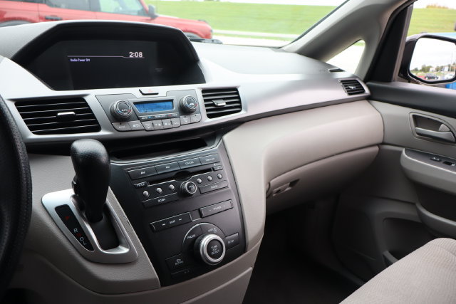 Used 2013 Honda Odyssey EX image 18