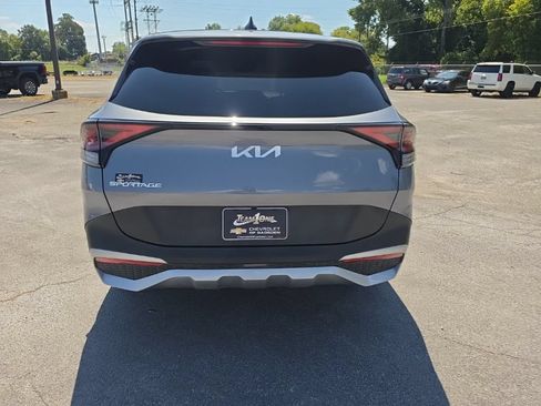 Used 2023 Kia Sportage EX FWD image 7