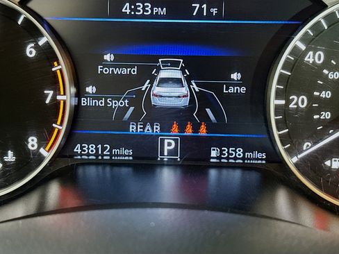 Used 2023 Nissan Altima 2.5 SR image 18