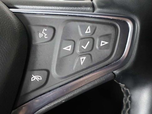 Used 2024 Chevrolet Equinox LT AWD/4WD image 37