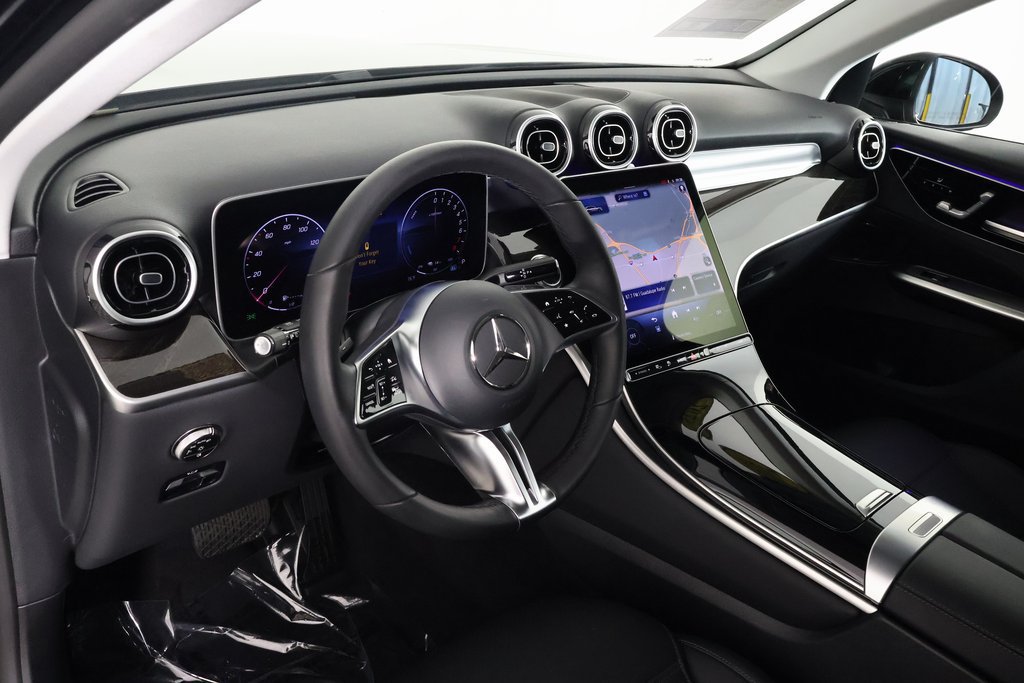 Certified 2025 Mercedes-Benz GLC 350e 4MATIC w/ Driver Assistance Package image 7