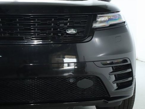 Certified 2025 Land Rover Range Rover Velar Dynamic SE image 42