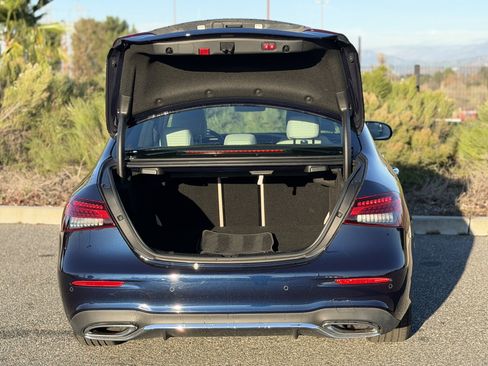 Used 2021 Mercedes-Benz E 350 Sedan image 13