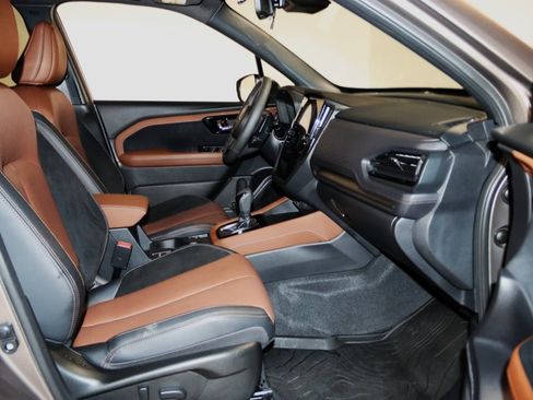 Used 2025 Subaru Forester Touring image 55