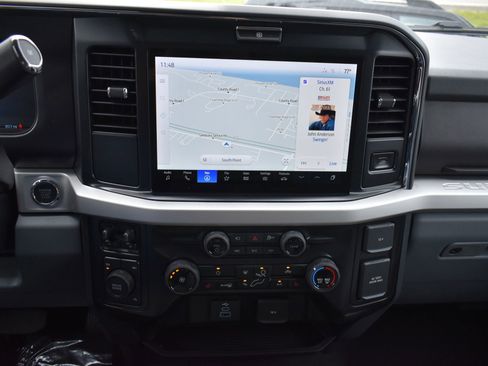 New 2026 Ford F350 XLT w/ XLT Premium Package AWD/4WD image 27