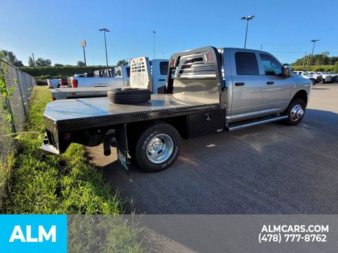 Used 2024 RAM 3500 Tradesman w/ Chrome Appearance Group image 16