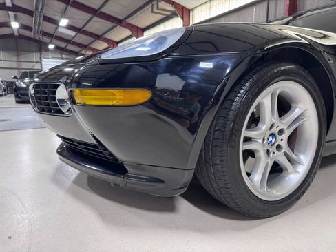 Used 2002 BMW Z8 RWD image 26