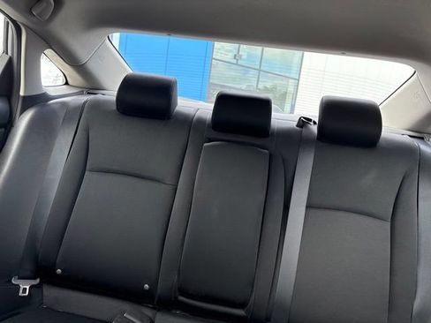 Used 2019 Honda Civic EX image 9