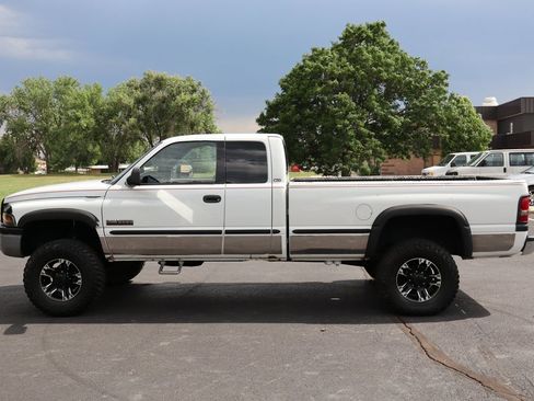 Used 1999 Dodge Ram 2500 Truck 4x4 Quad Cab image 9