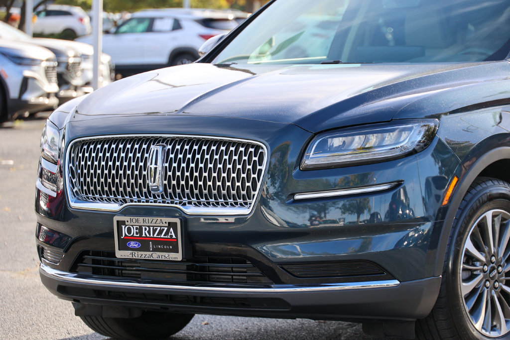 Used 2023 Lincoln Nautilus AWD w/ Premium Package image 14