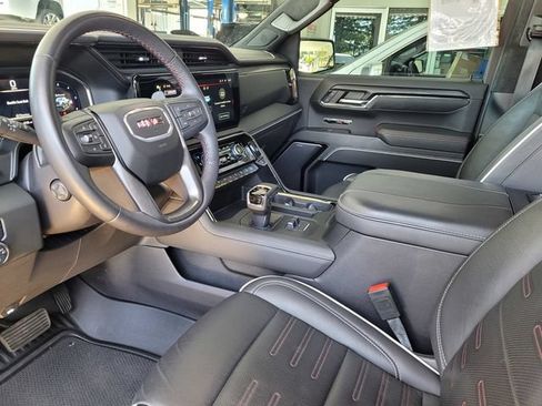 Used 2024 GMC Sierra 1500 AT4X AWD/4WD image 10