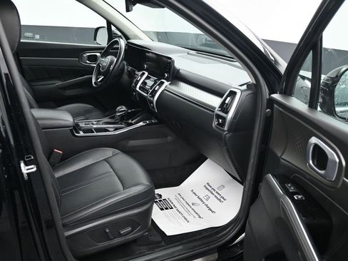 Used 2022 Kia Sorento SX image 14