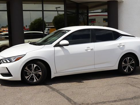 Used 2023 Nissan Sentra SV w/ All-Weather Package FWD image 4