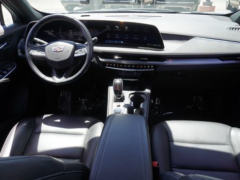Certified 2025 Cadillac XT4 Premium Luxury FWD image 13