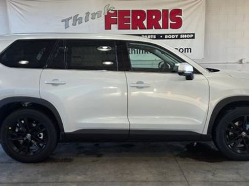 New 2026 Toyota Grand Highlander Platinum image 8