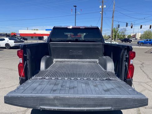 Used 2022 Chevrolet Silverado 1500 LT Trail Boss image 22