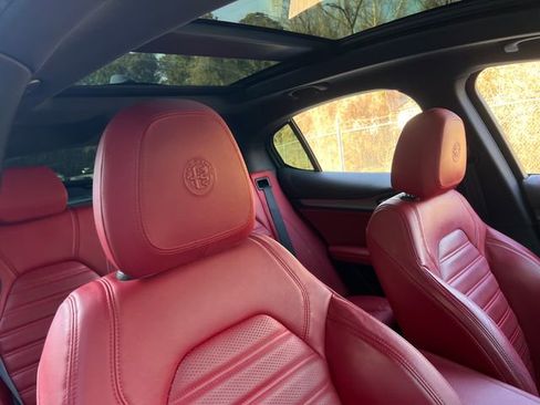Used 2019 Alfa Romeo Stelvio Ti Sport w/ Quick Order Package 22S Sport image 34