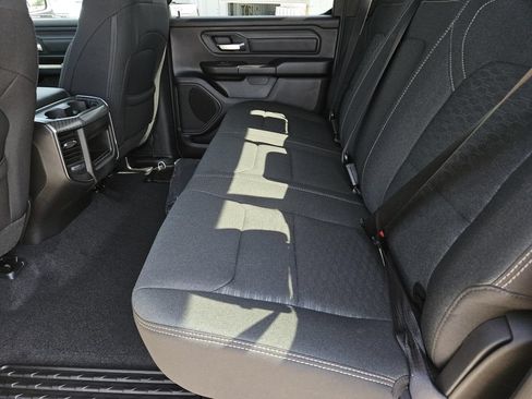 New 2026 RAM 1500 Express AWD/4WD image 23