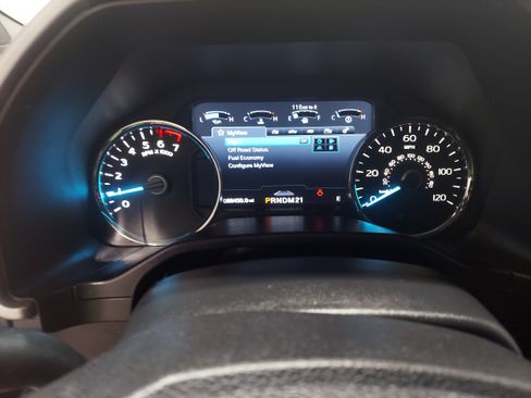 Used 2016 Ford F150 Lariat w/ Equipment Group 502A Luxury AWD/4WD image 8