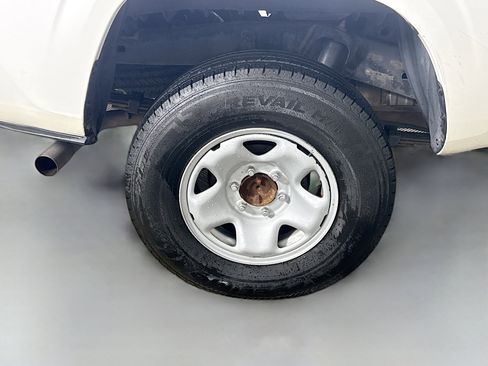 Used 2021 Toyota Tacoma SR RWD image 30
