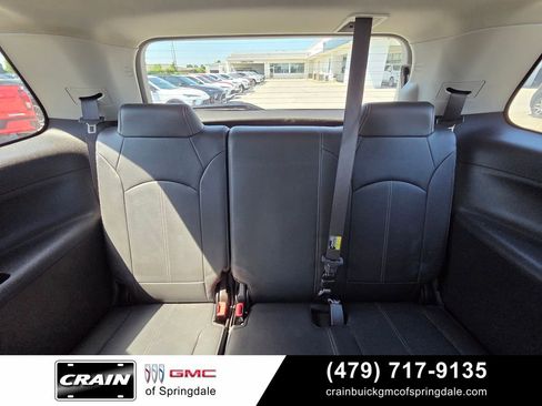 Used 2017 GMC Acadia Limited SLT FWD image 25