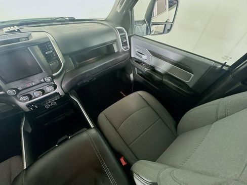 Used 2023 RAM 2500 Big Horn w/ Level 1 Equipment Group image 11