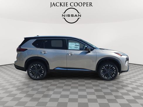 New 2026 Nissan Rogue Platinum w/ Platinum Premium Package AWD/4WD image 4