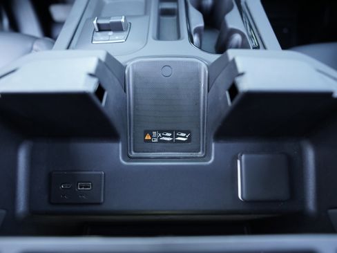 Used 2026 GMC Sierra 2500 AT4 w/ AT4 Premium Plus Package image 38