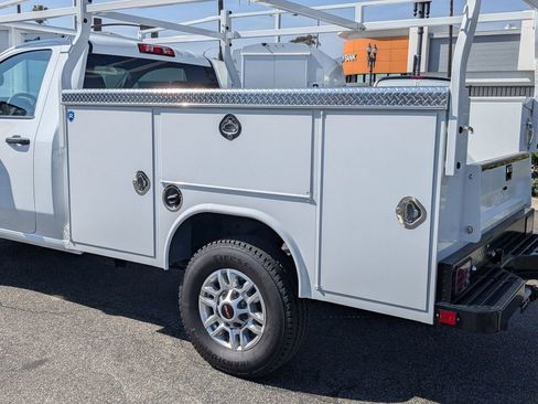 New 2026 GMC Sierra 2500 Pro image 11