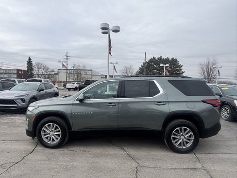 Certified 2022 Chevrolet Traverse LT image 8