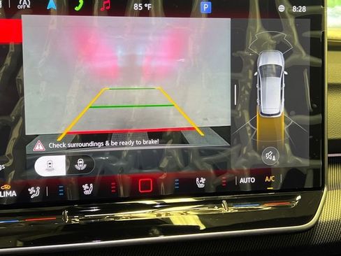 New 2025 Volkswagen GTI SE image 18