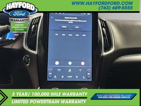 Used 2024 Ford Edge Titanium AWD/4WD image 18