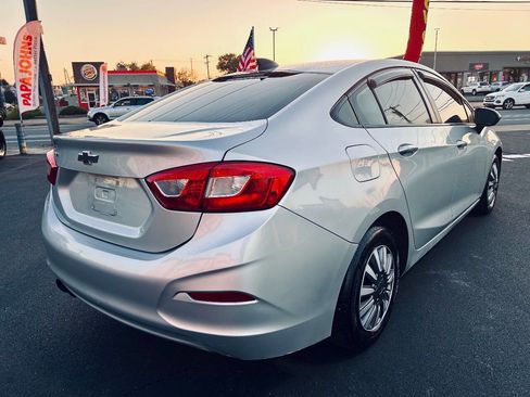 Used 2016 Chevrolet Cruze LS image 6