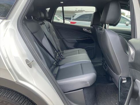 Used 2023 Volkswagen ID.4 Pro S RWD image 18
