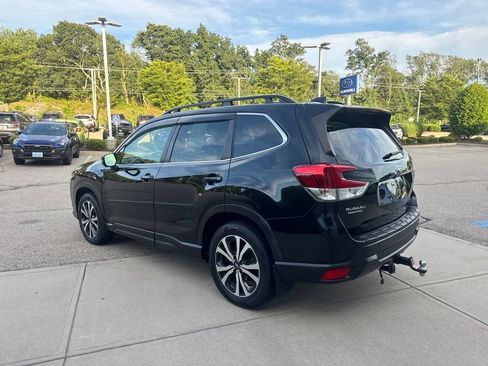 Used 2022 Subaru Forester Limited AWD/4WD image 3