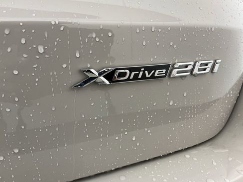 New 2026 BMW X1 xDrive28i w/ Convenience Package image 33
