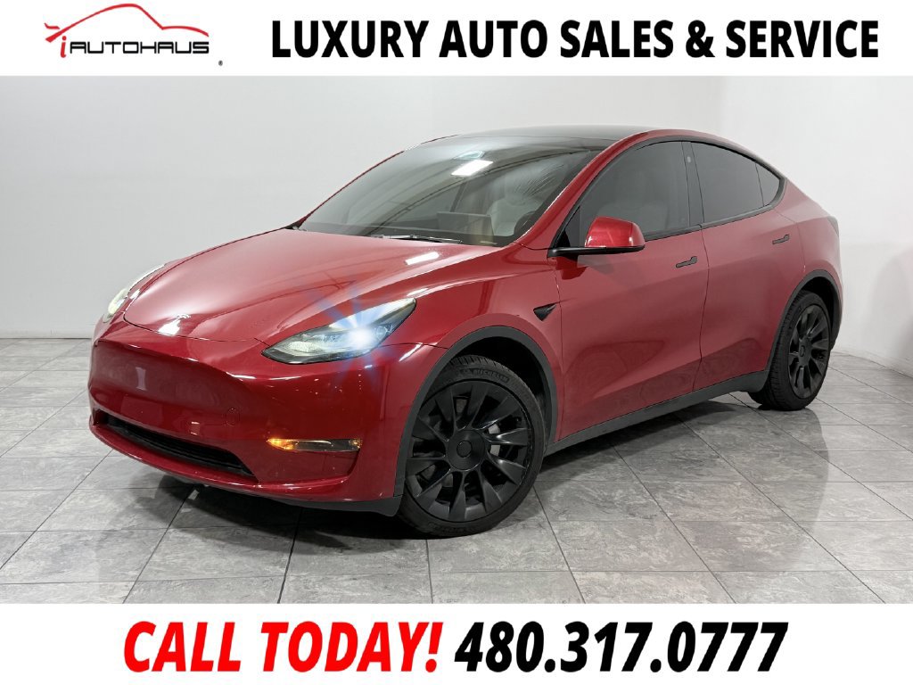 Used 2023 Tesla Model Y Long Range AWD/4WD image 1
