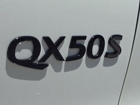 Certified 2023 INFINITI QX50 Sport AWD/4WD image 13