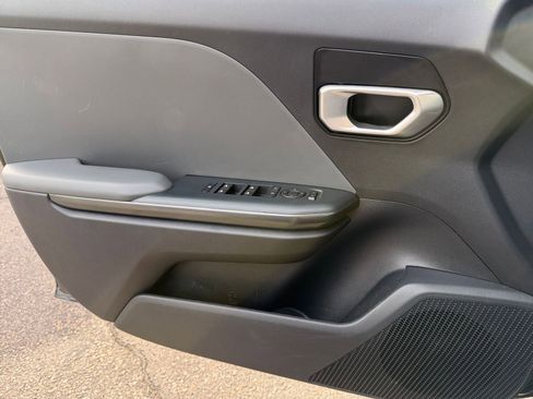 Used 2025 Kia K4 LXS image 18