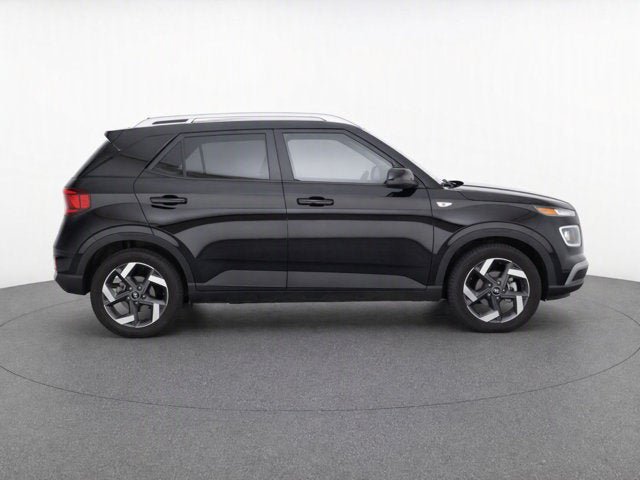 Certified 2025 Hyundai Venue SEL FWD image 4