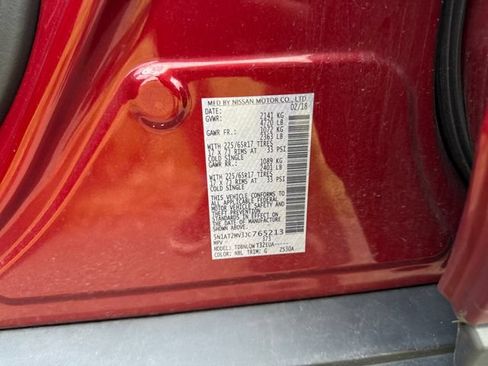 Used 2018 Nissan Rogue SV AWD/4WD image 19