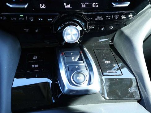 Certified 2026 Acura MDX w/ Technology Package FWD image 17