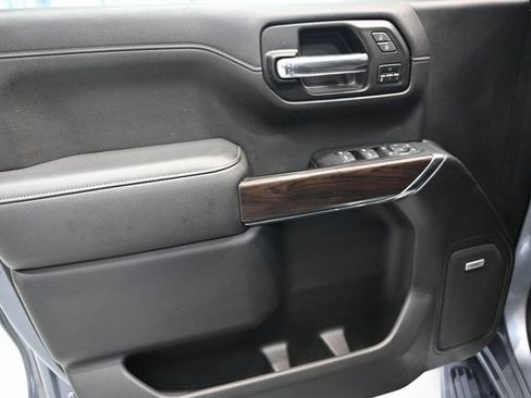 Used 2019 GMC Sierra 1500 SLT w/ SLT Premium Plus Package image 27