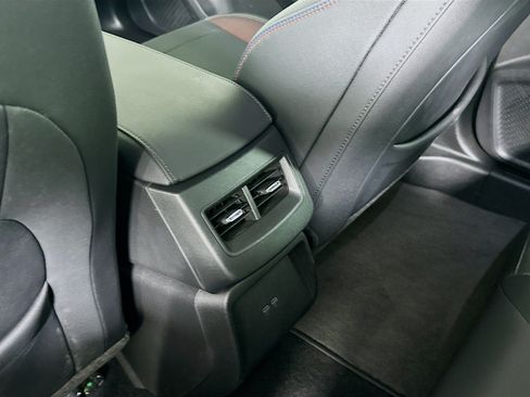 Used 2024 Chevrolet Equinox EV RS FWD image 27